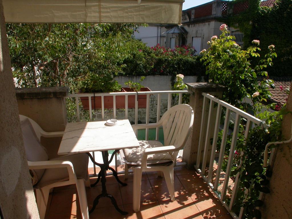 Apartments La Madeleine Avignon Room photo